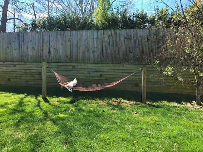 Building Photo - Great Family Home -  Fenced Backyard - Garage!