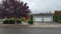 Building Photo - 2 bed, 2 bath, 1 car garage in a 4-plex, in Sequim