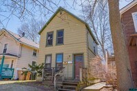 Building Photo - 1145 Williamson St