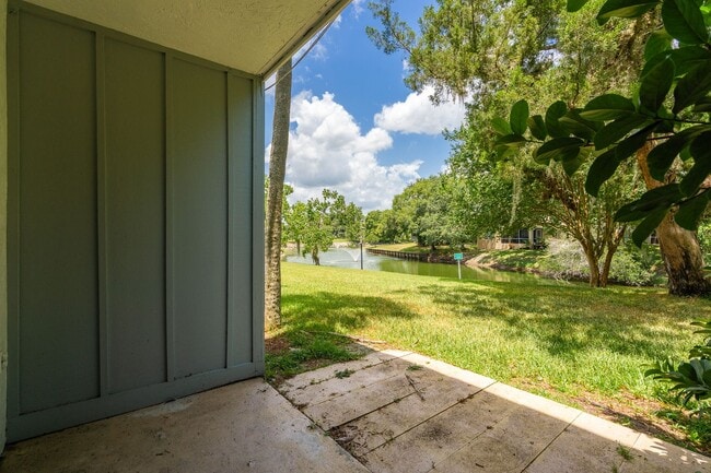 Building Photo - WATERFRONT TRAILS TOWNHOME