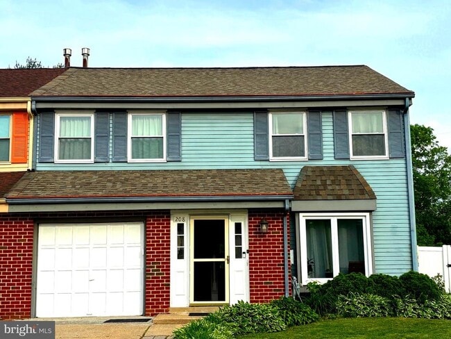 Building Photo - 208 Burnam Wood Dr
