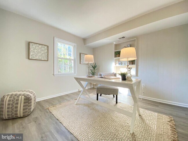 Building Photo - 11509 Parkedge Dr