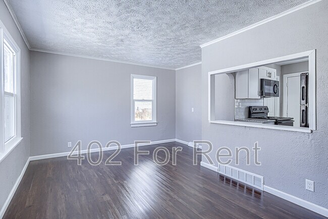 Building Photo - 5345 N 33rd Ave