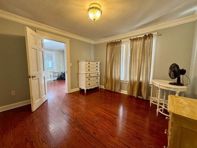 Building Photo - Great 3 Bed 2 Bath Home in Seminole Heights