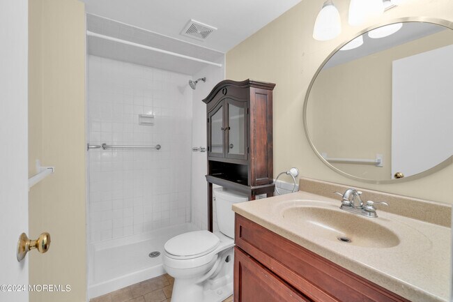 Building Photo - 1838 NJ-35