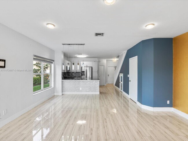 Building Photo - 12170 SW 5th Ct