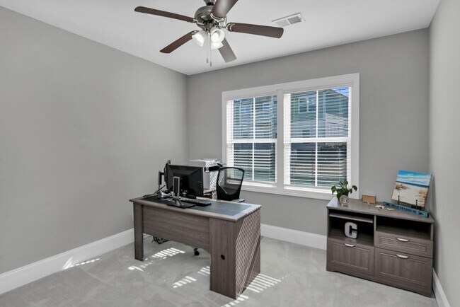 Building Photo - Lake View Living Near Lake Murray – Spacious 5BR Home w/ Boat Ramp & Docks