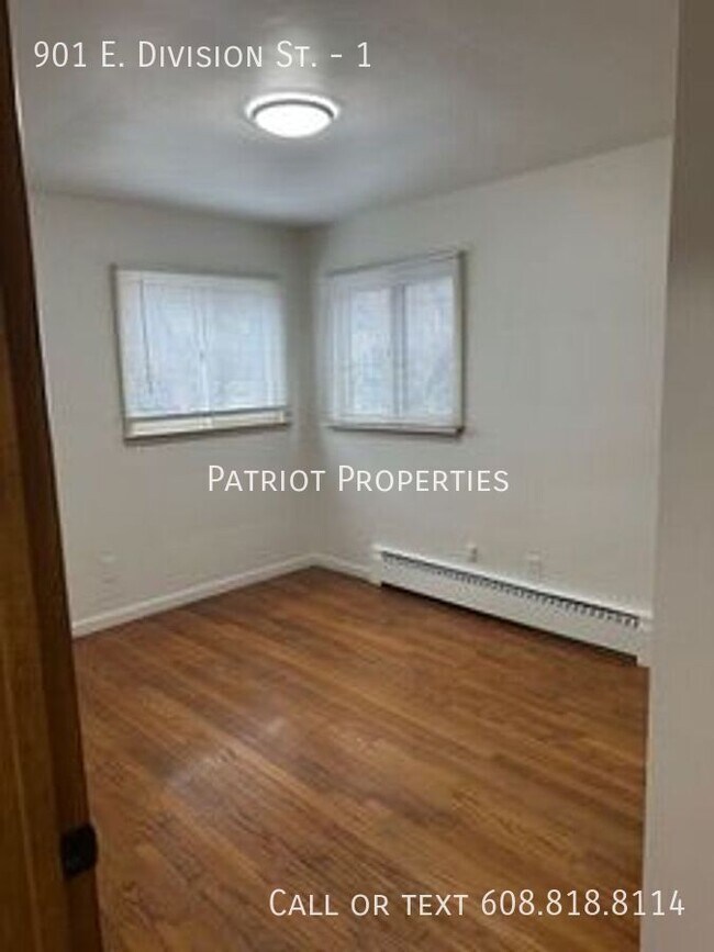 Primary Photo - 901 E Division St