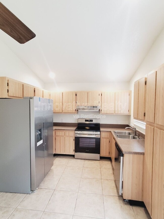 Building Photo - 12488 Huckleberry Finn Dr