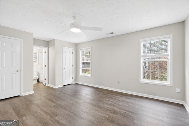 Building Photo - 5205 Maltdie Ct NE