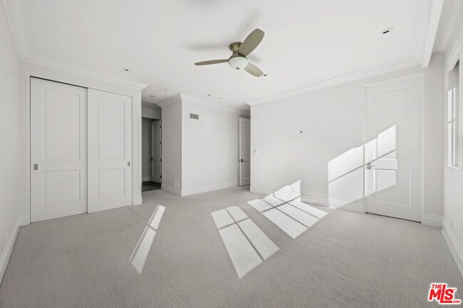 Building Photo - 201c Avenue A