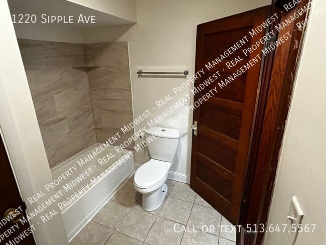 Building Photo - 1220 Sipple Ave