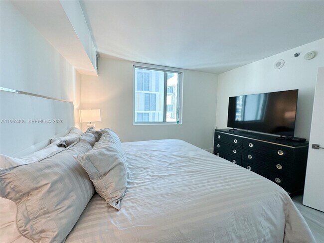 Building Photo - 55 SE 6th St