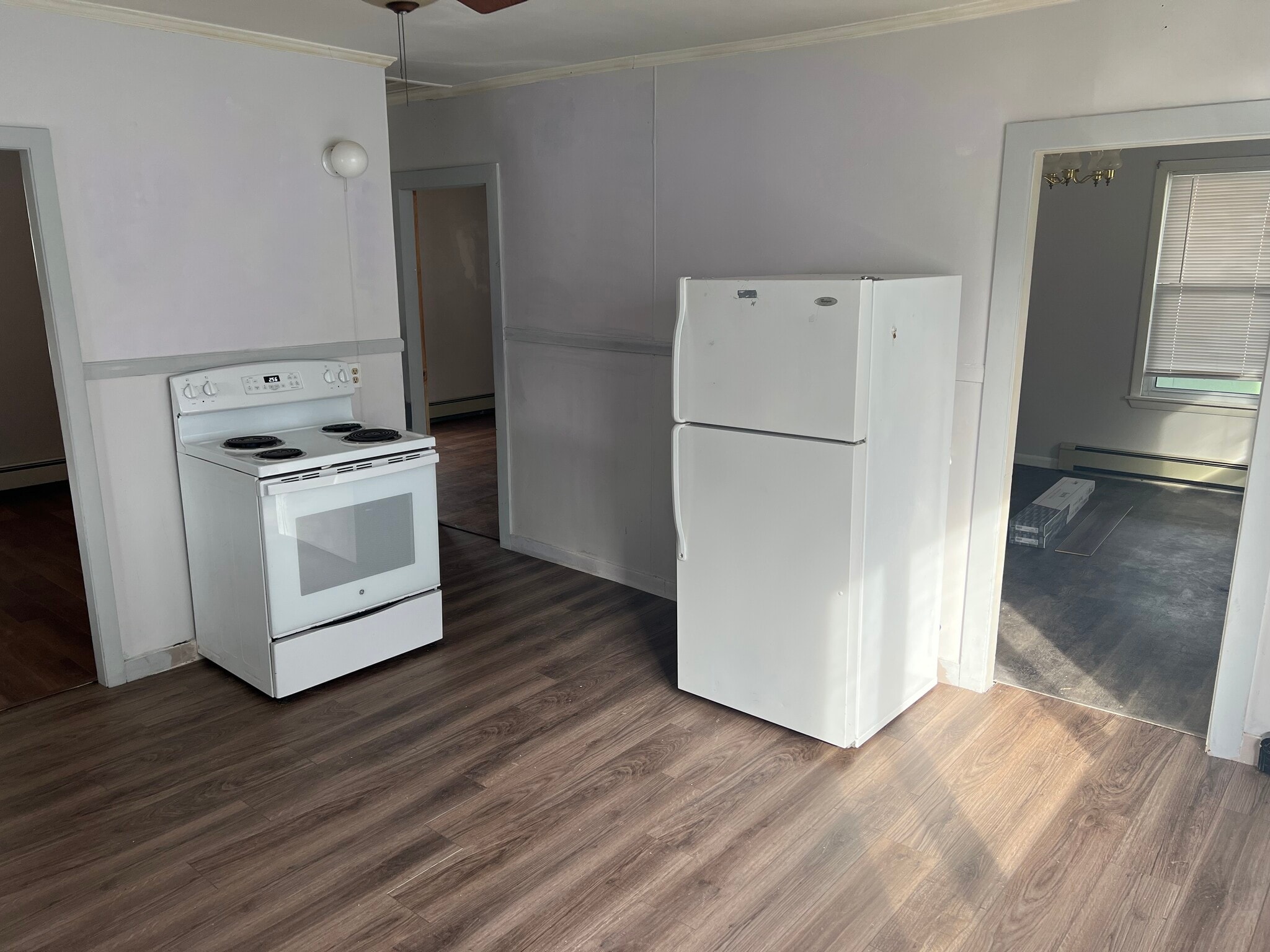 Building Photo - 627 Rockingham St