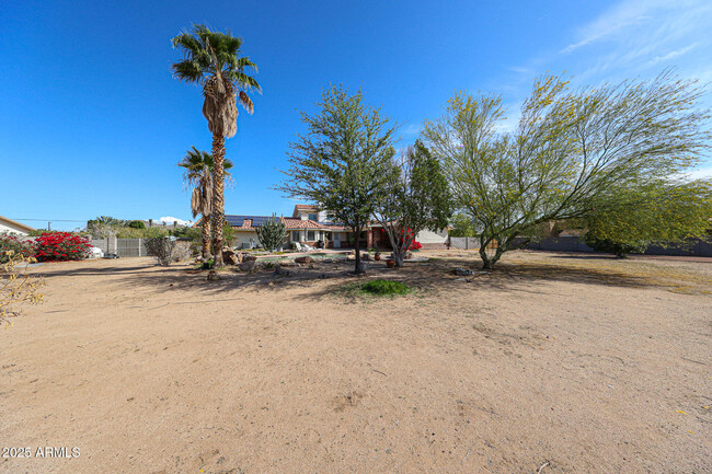 Building Photo - 8531 W Pinnacle Peak Rd