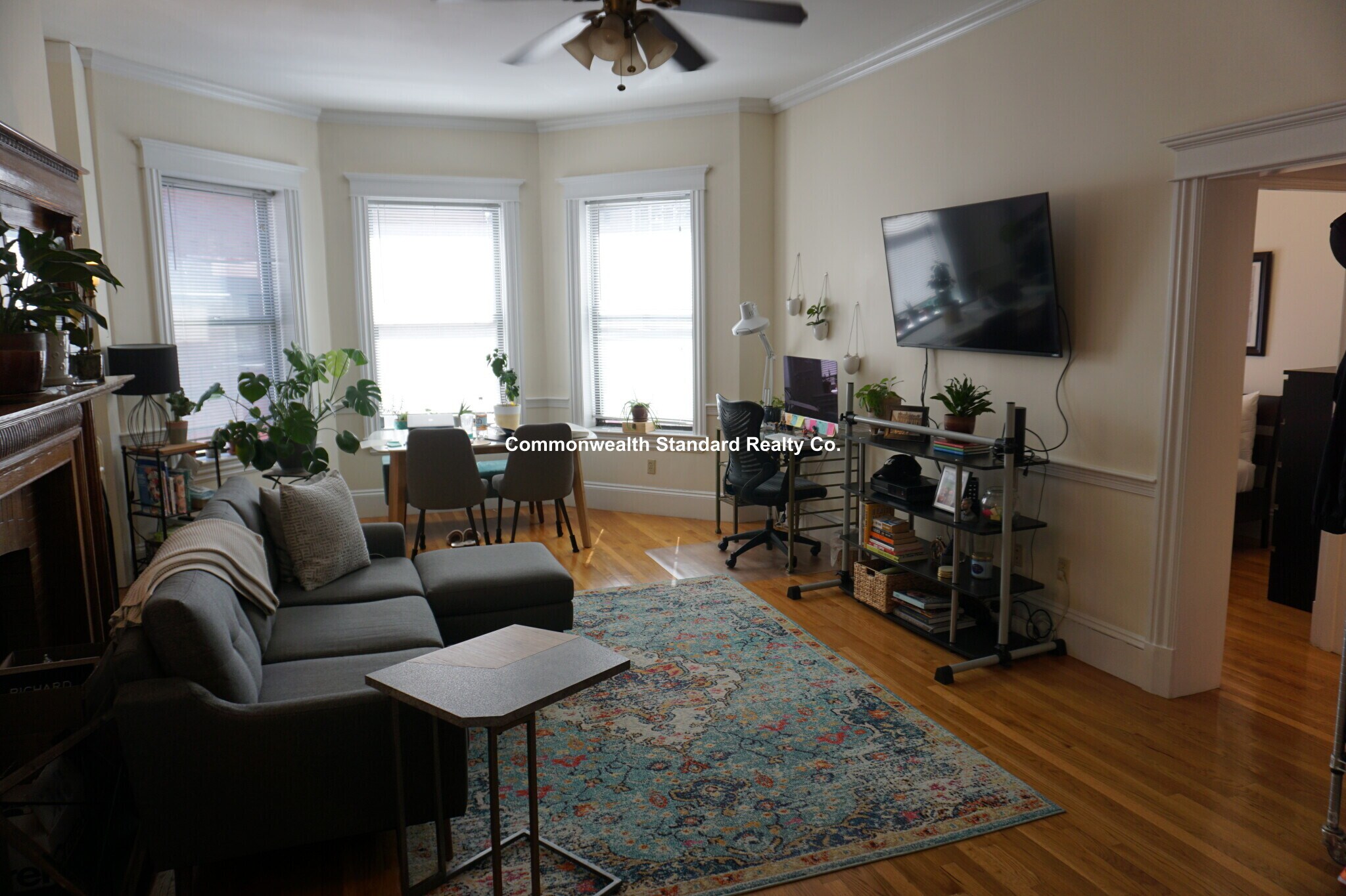 Building Photo - 871 Beacon St