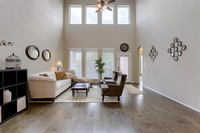 Building Photo - 6728 Llano Stage Trl