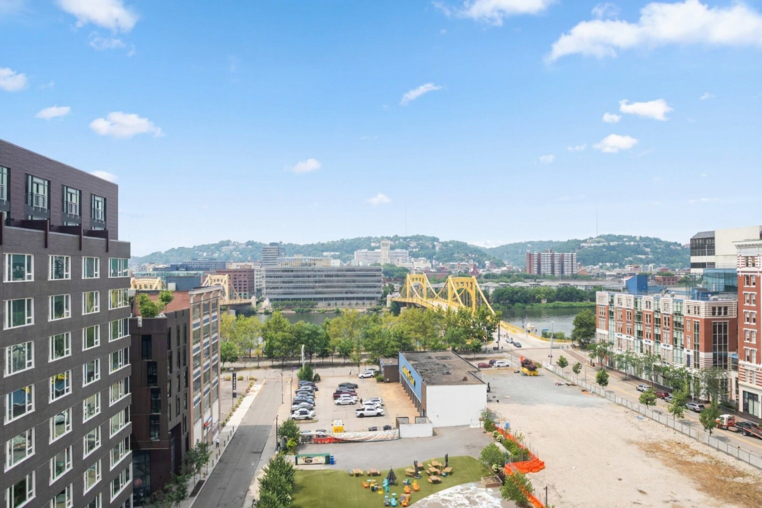 Building Photo - 800 Penn Ave