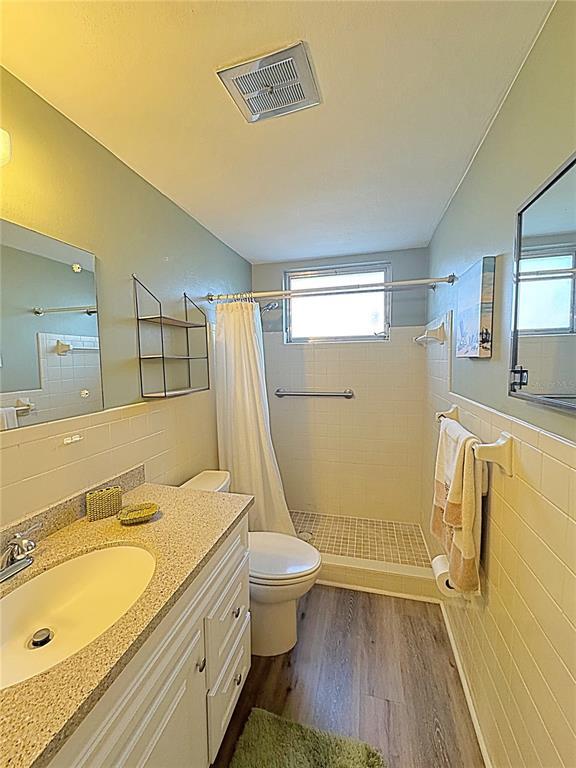 Building Photo - 2001 World Pkwy Blvd