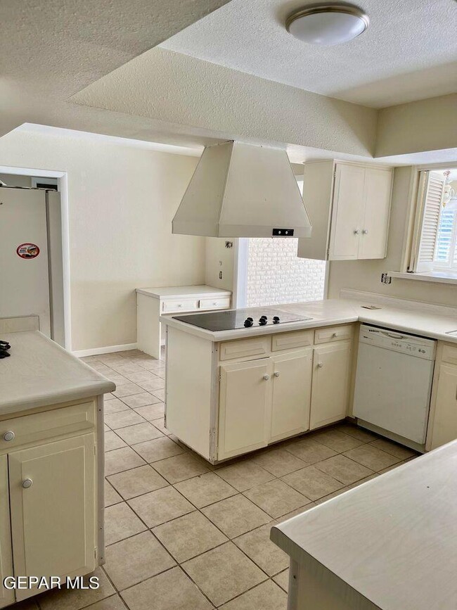 Building Photo - 441 Pocano Ln