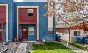 Building Photo - 3BD, 2.5BA Half-Duplex for Lease in Commerce City with 2-Car Garage