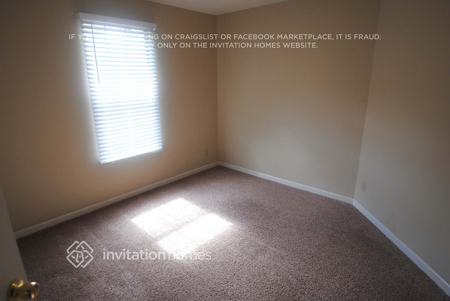 Building Photo - 3616 Jamestown Ln