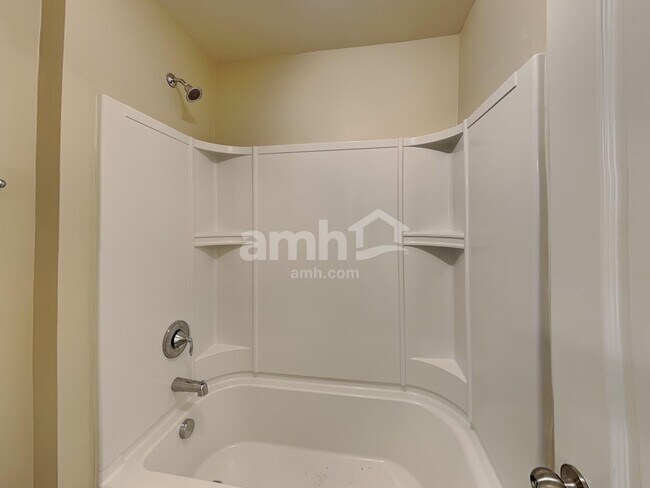 Building Photo - 2664 Southern Trace Dr