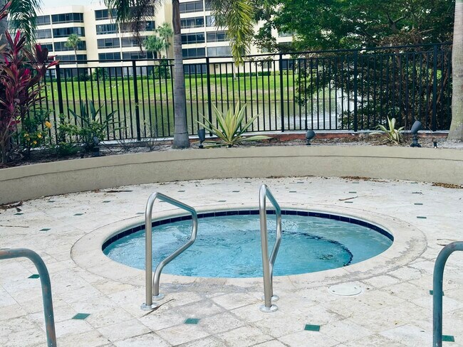 Building Photo - 1760 Palm Cove Blvd