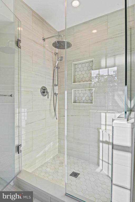 Building Photo - 2314 Wheystone Ct