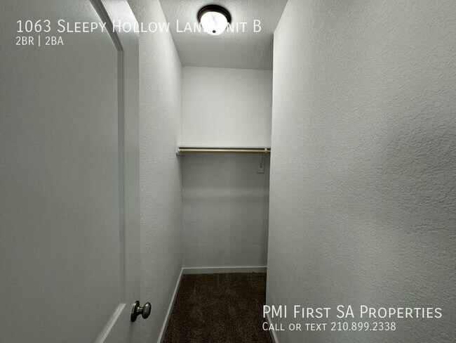 Building Photo - 1063 Sleepy Hollow Ln