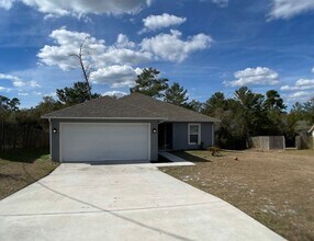 Building Photo - Modern 3-Bedroom Home with Office & Spacious Yard in Deltona Lakes!