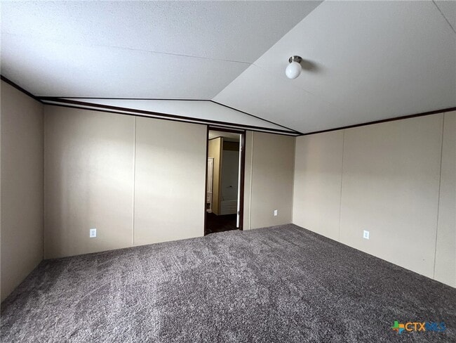 Building Photo - 1911 Wald Rd