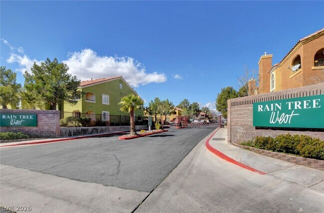 Building Photo - 7950 W Flamingo Rd