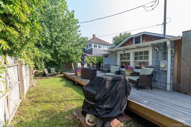 Building Photo - 40 Bungalow Ln