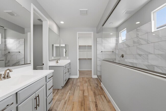 Building Photo - Luxury Kitchen + 3 Bed & Den/Office in Azure Canyon | Quartz, Gas Cooktop & More