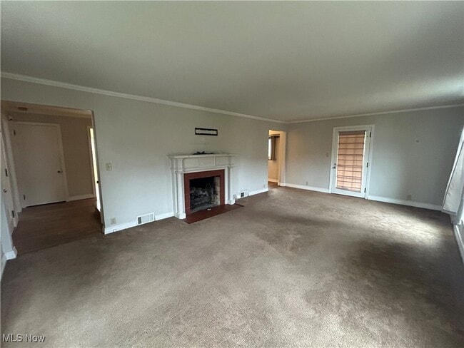 Building Photo - 2677 W Ridgewood Cir