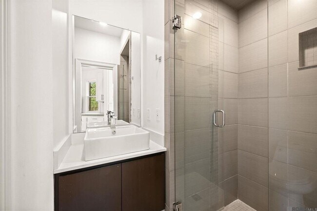 Building Photo - 4 Bedroom Luxury Rental located near Bocage | Private Pool | Mother In Law Suite
