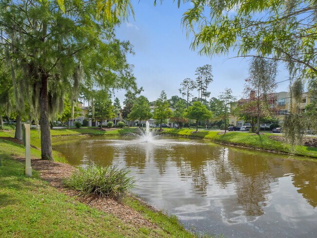 Building Photo - 2 Bed, 2 Bath Condo at amenity-rich The Me...