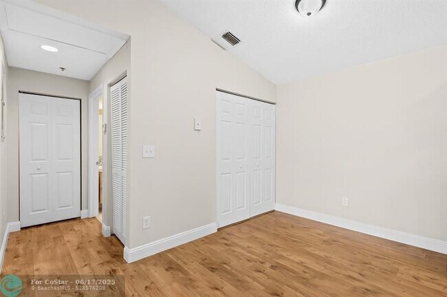 Building Photo - 5550 NW 61st St
