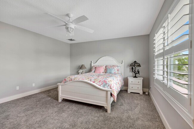 Building Photo - 3225 Braemar Way