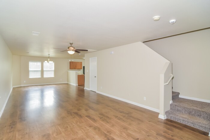 Building Photo - 128 Lockport Dr