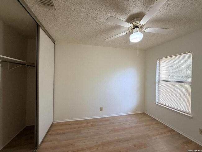 Building Photo - 9202 Roquefort