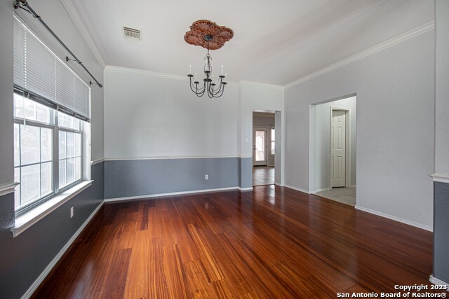 Building Photo - 1411 Kingsbridge
