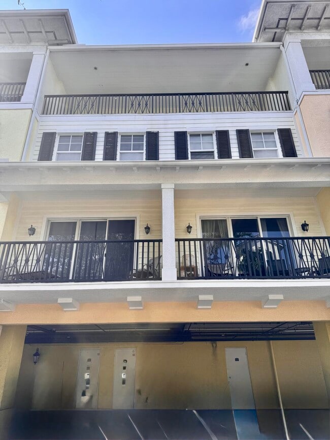 Primary Photo - 3120 E Latitude Cir