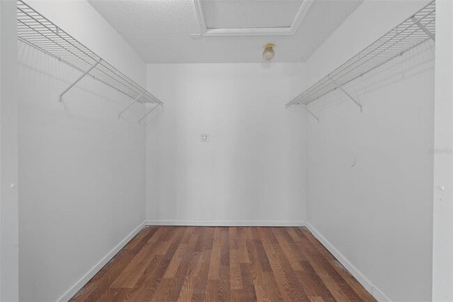 Building Photo - 8128 Papaya St