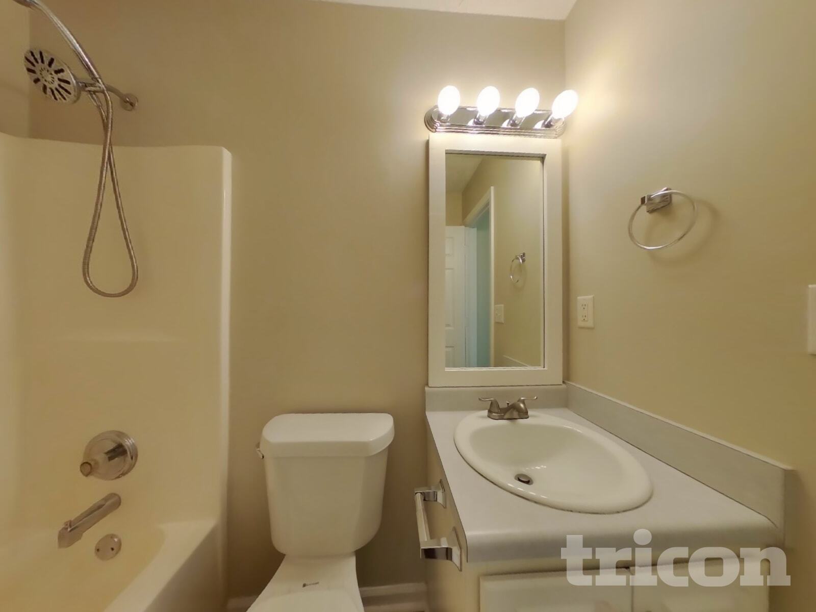 Building Photo - 165 Bridge Landing