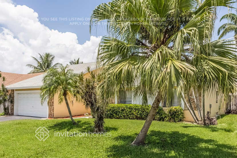 Building Photo - 8211 NW 53rd St