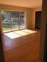 Building Photo - 5849 S Francisco Ave