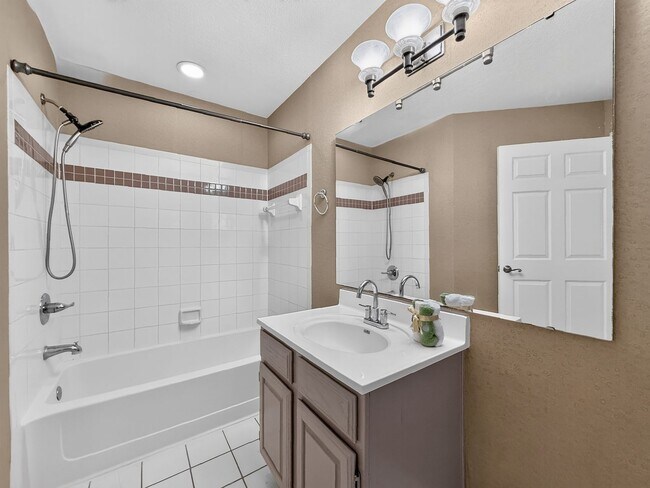 Building Photo - 10150 Belle Rive Blvd