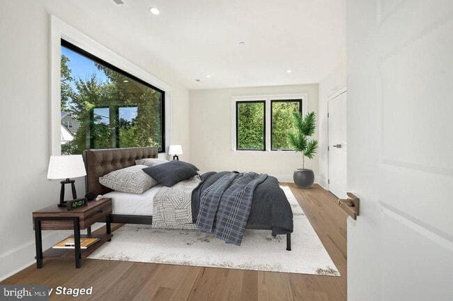 Building Photo - 5805 Massachusetts Ave